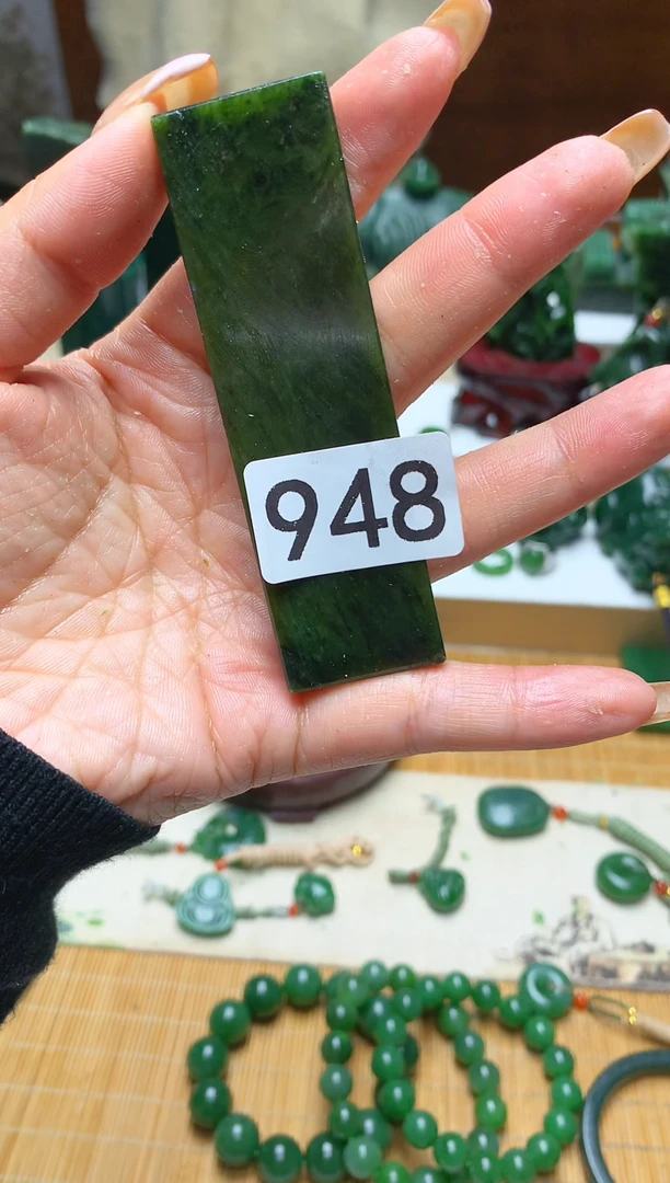 未镶嵌和田玉珠宝半成品1