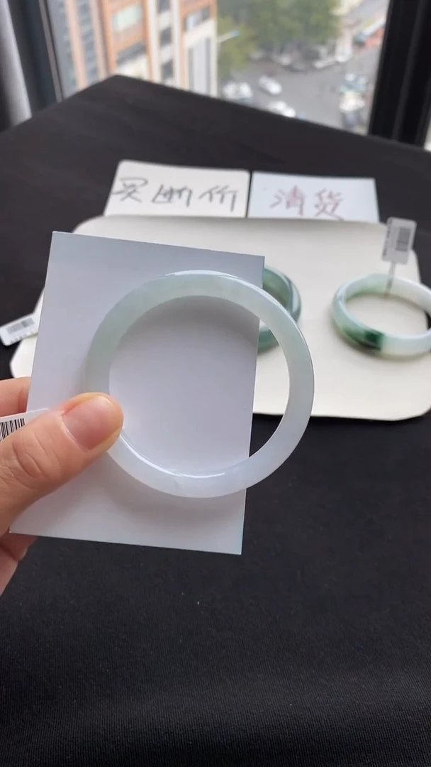 【闪购商品】翡翠手镯（圆镯）未镶嵌53圆条--不退不换