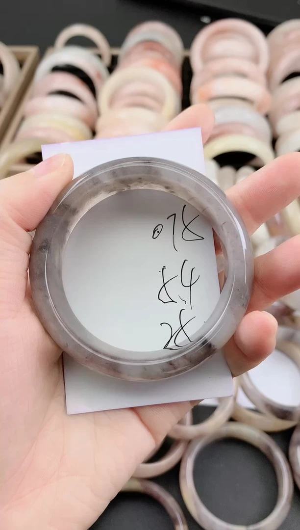 未镶嵌手镯石英质玉（金丝玉）075