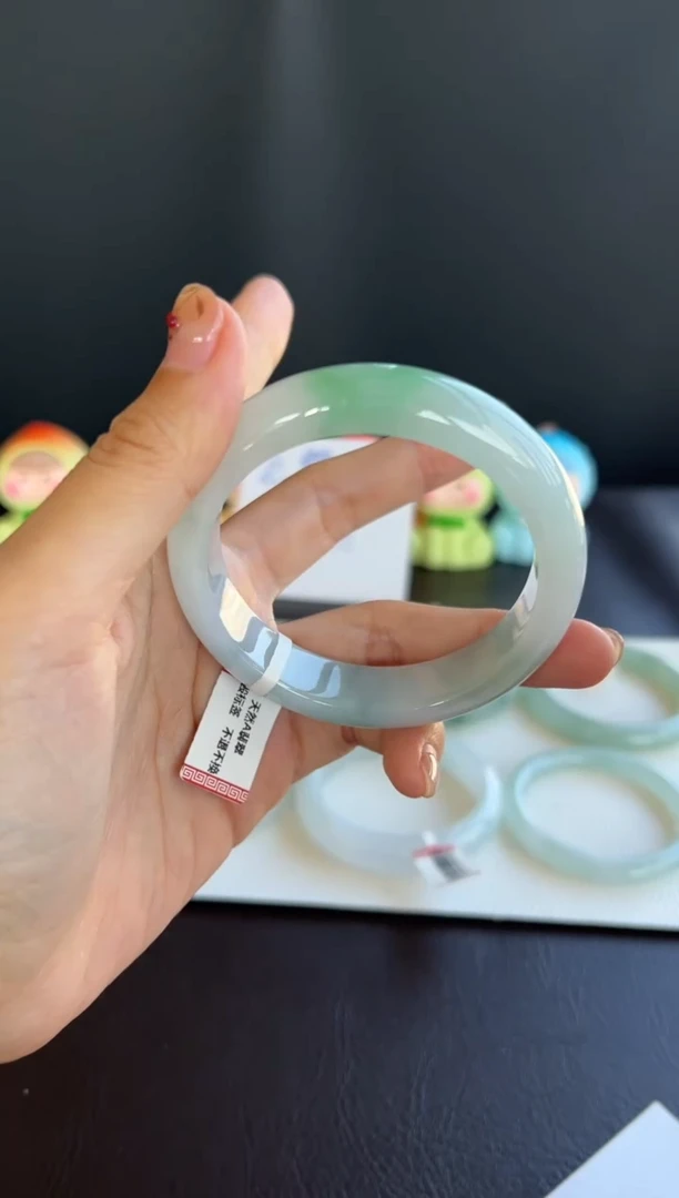 未镶嵌手镯翡翠31号57.*13.5*8.4