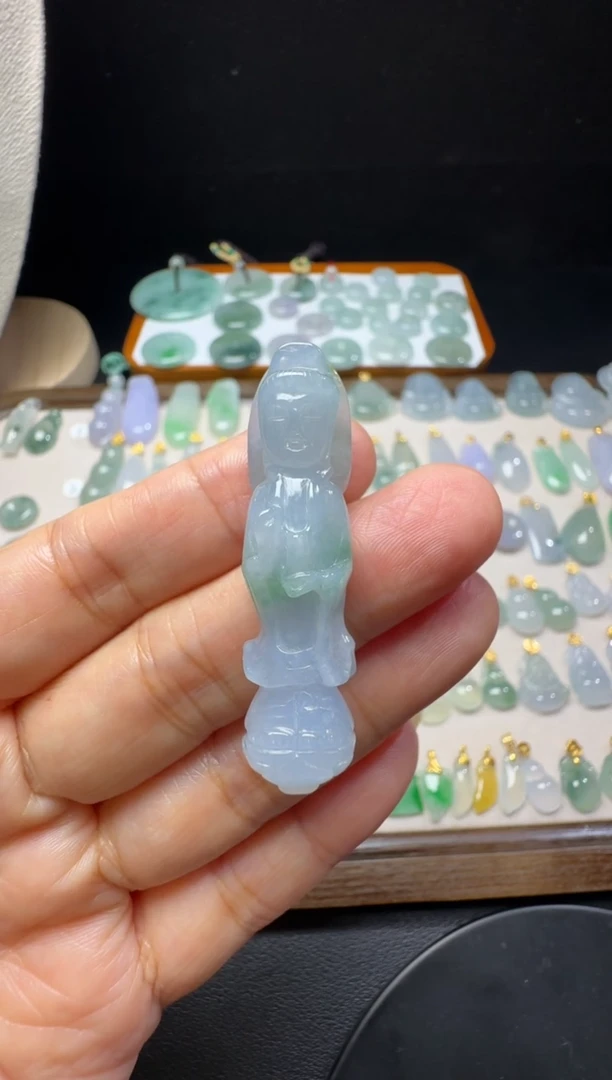 翡翠未镶嵌吊坠(不含链)立体观音