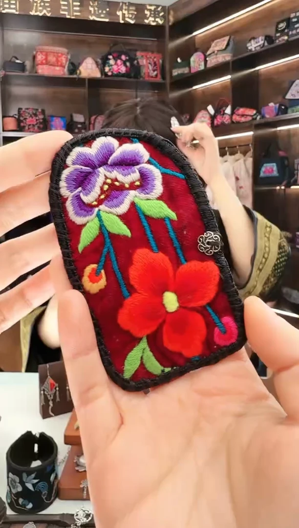 【闪购商品】织绣18蚩梦苗族古绣