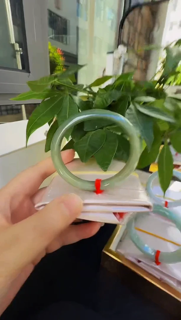 未镶嵌手镯翡翠缅甸天然A货翡翠手镯-4