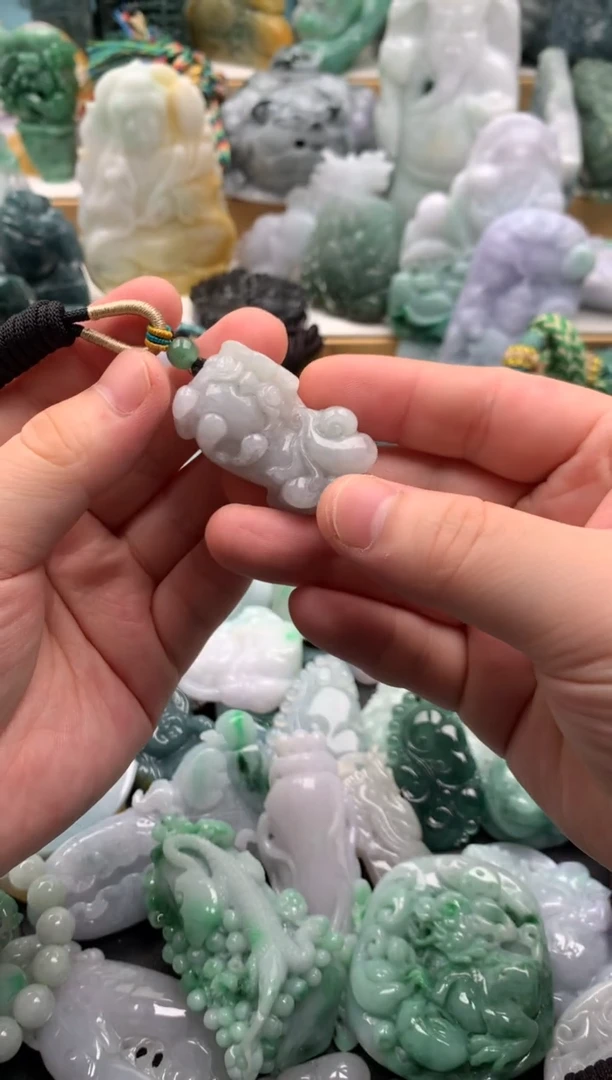 吊坠(不含链)未镶嵌翡翠1