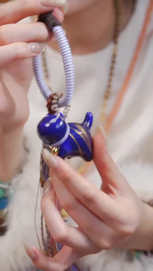 491漆猫挂件------48