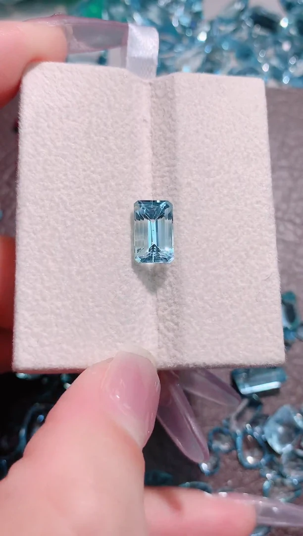 裸石海蓝宝石3.26ct