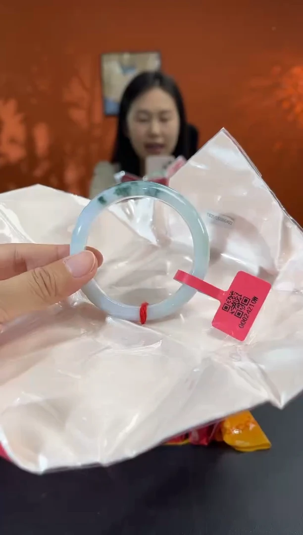 未镶嵌手镯翡翠2     54.4