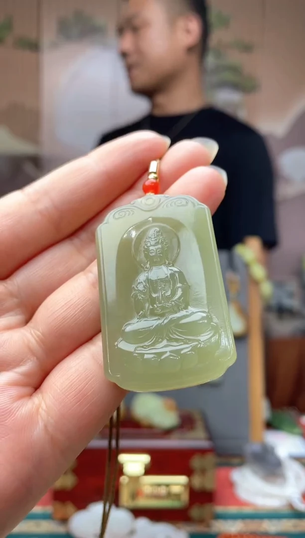 和田玉未镶嵌颈饰拍一发一