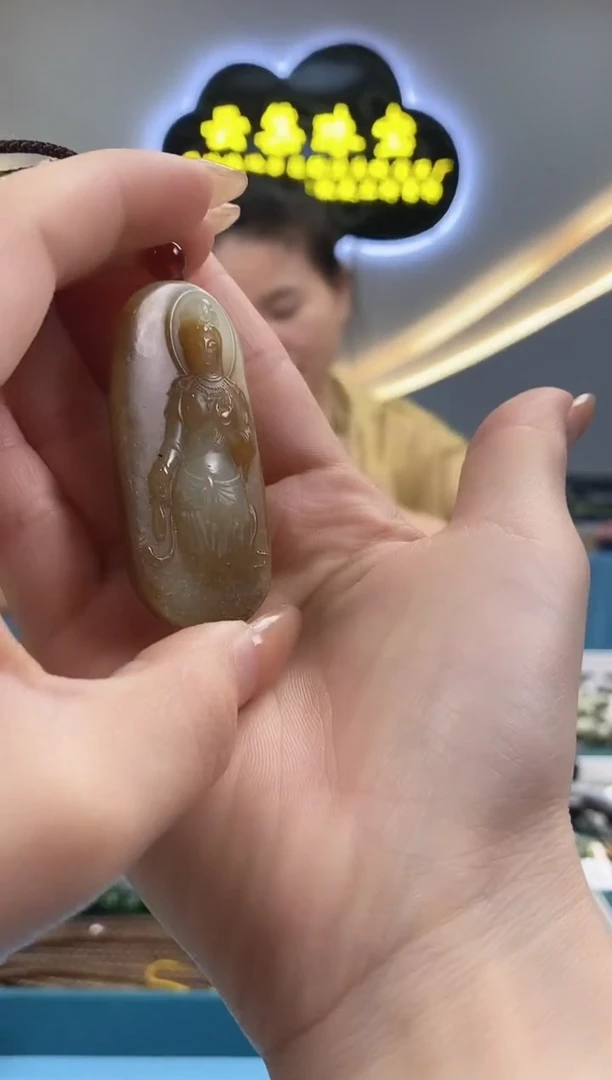 和田玉未镶嵌颈饰拍一发一