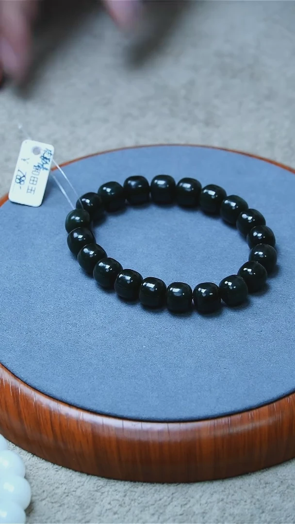 手链未镶嵌和田玉塔青 卡10 手串