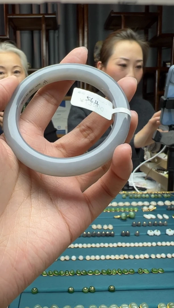 【闪购商品】和田玉颈饰未镶嵌手镯  56.4