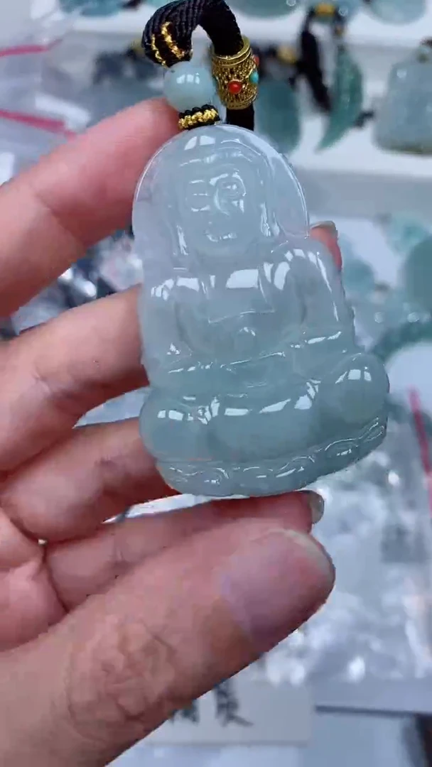 颈饰未镶嵌翡翠吊坠