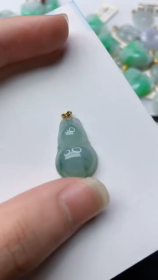 【闪购商品】翡翠颈饰18K金镶嵌68.......