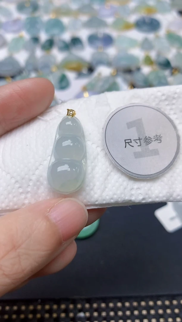 颈饰18K金镶嵌翡翠天然缅甸A货翡翠