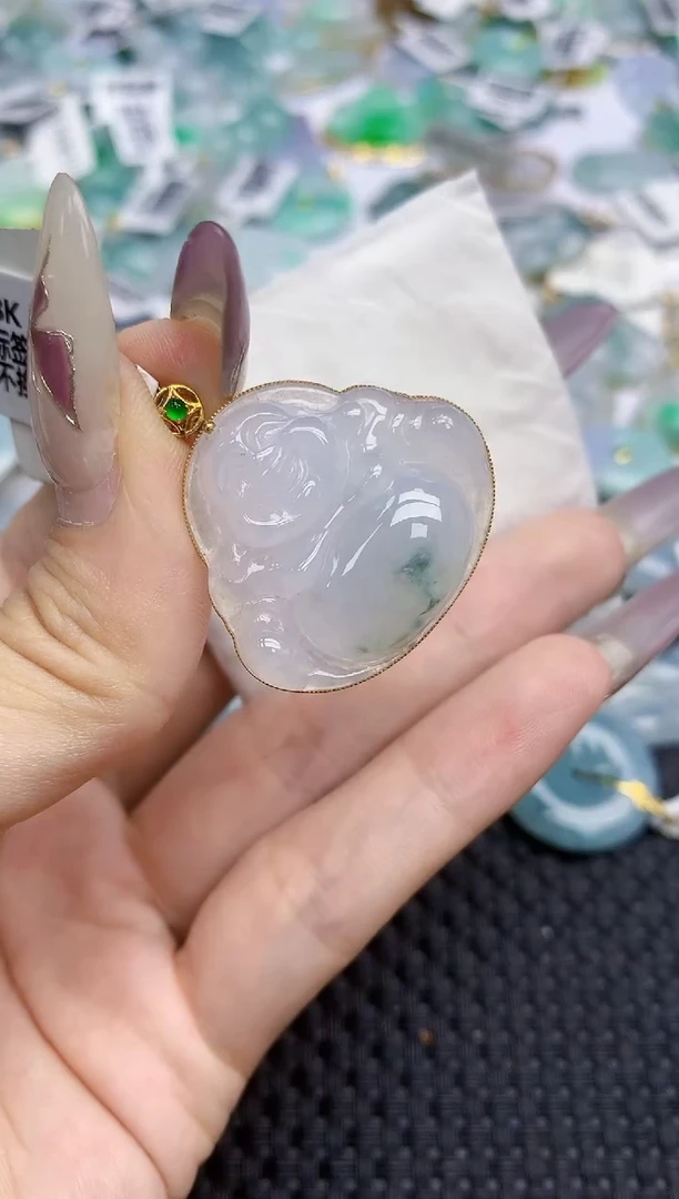 翡翠挂件18K金镶嵌天然翡翠A货