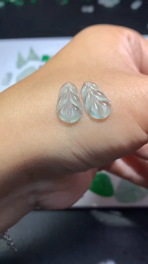 未镶嵌定制翡翠毛货