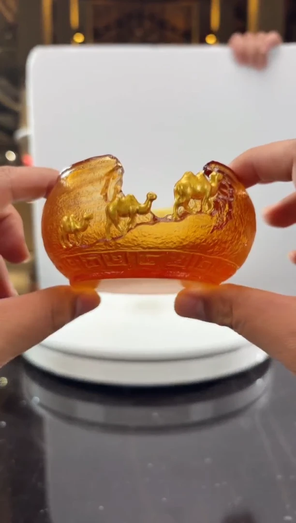 摆件琥珀金丝绸之路