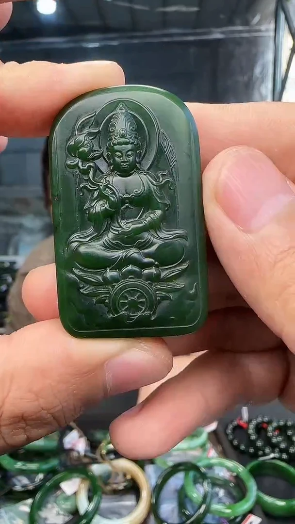 颈饰未镶嵌和田玉观音