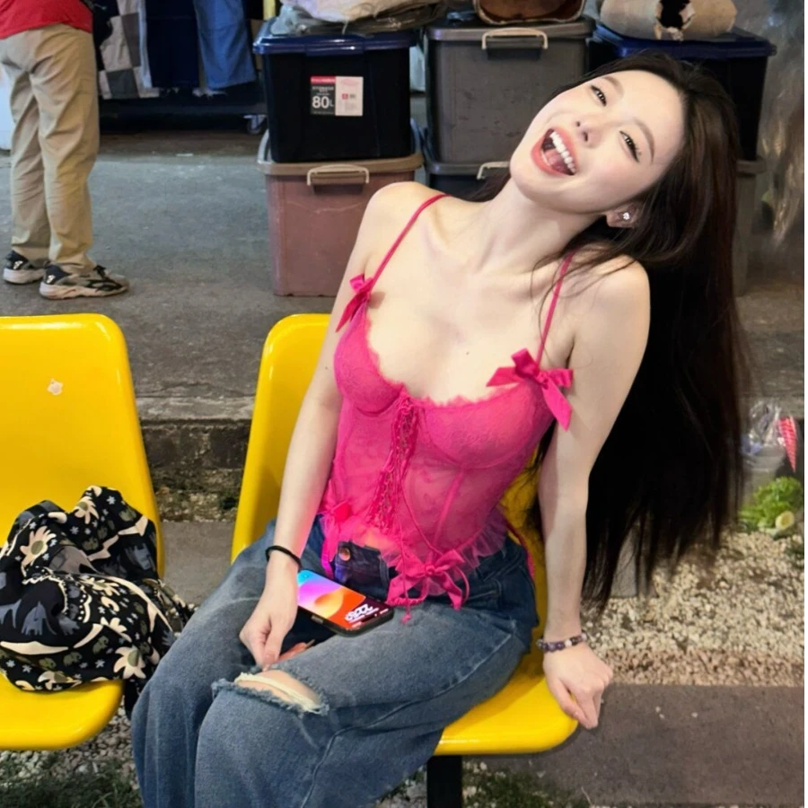 辣妹玫红色蕾丝收腰抹胸女纯欲风蝴蝶结修身设计吊带背心外穿