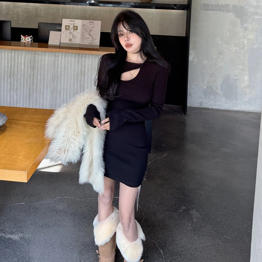 性感纯欲辣妹风镂空针织连衣裙女秋冬设计感别致包臀内搭打底短裙