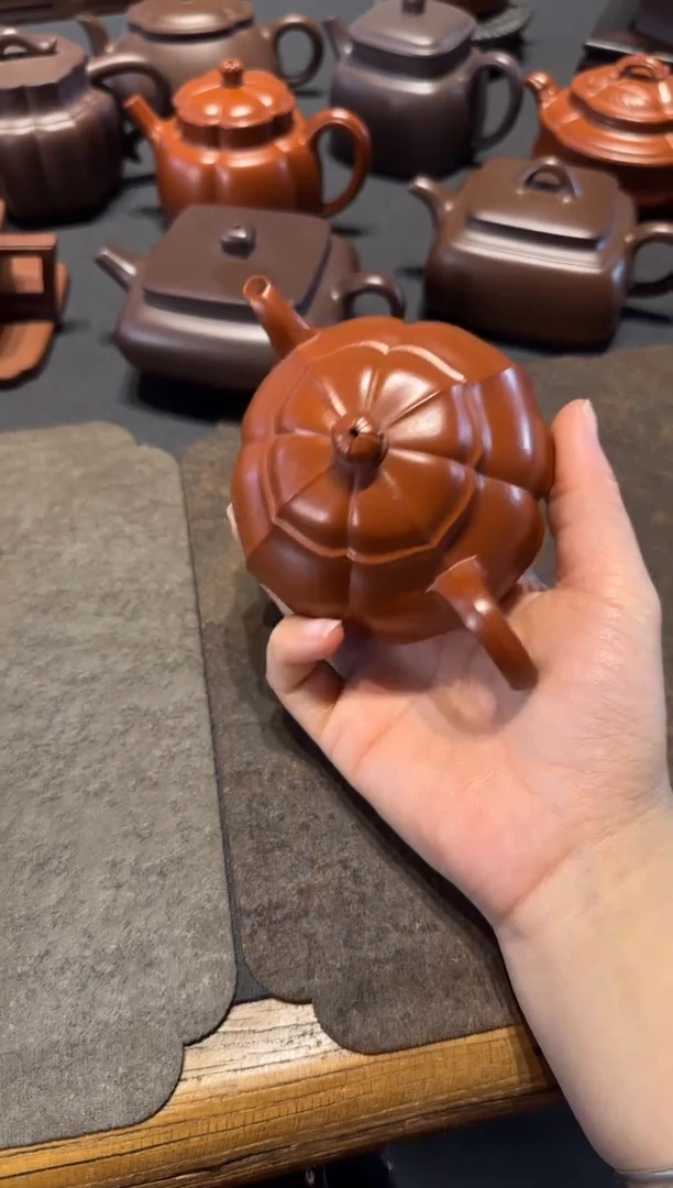 【闪购商品】紫砂茶壶合菱仙子