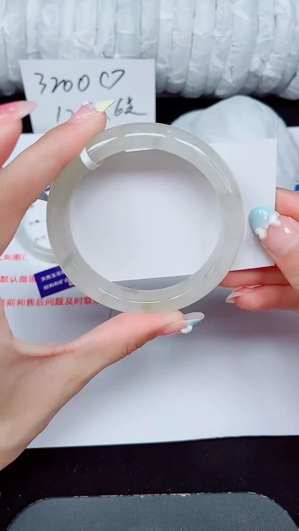 未镶嵌手镯石英质玉371-59/60