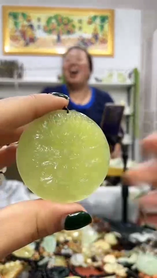 未镶嵌岫玉挂件