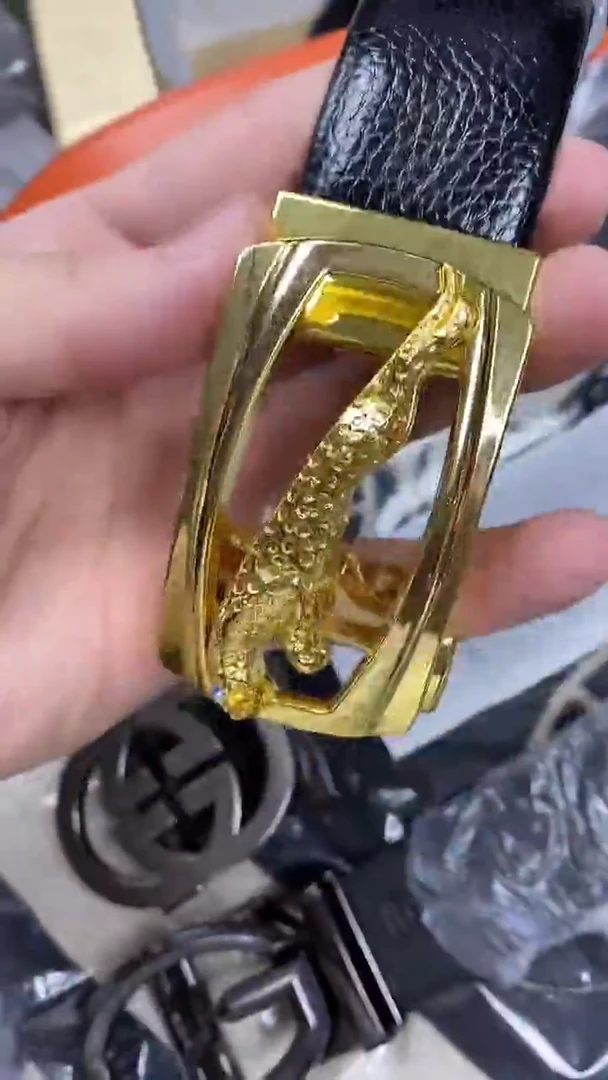 2025新款L男士经典时尚百搭商务自动扣微瑕皮带