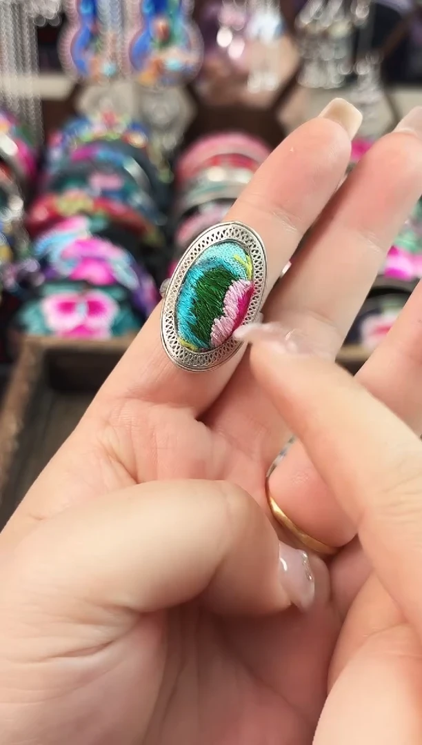 艺枝独绣手工饰品122