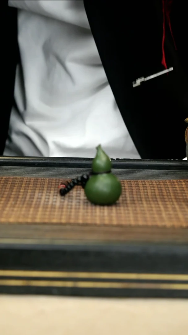 3《葫芦挂件》民国绿