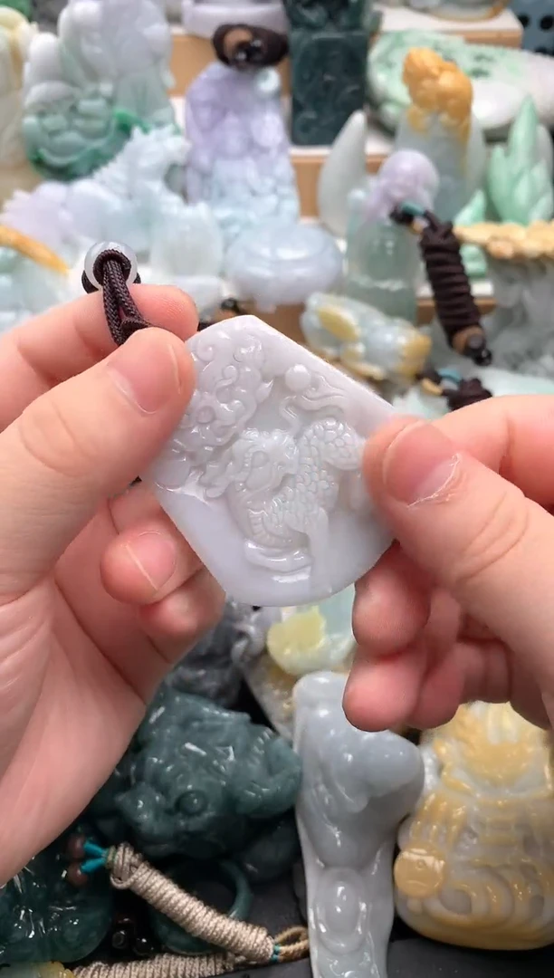 吊坠(不含链)未镶嵌翡翠1