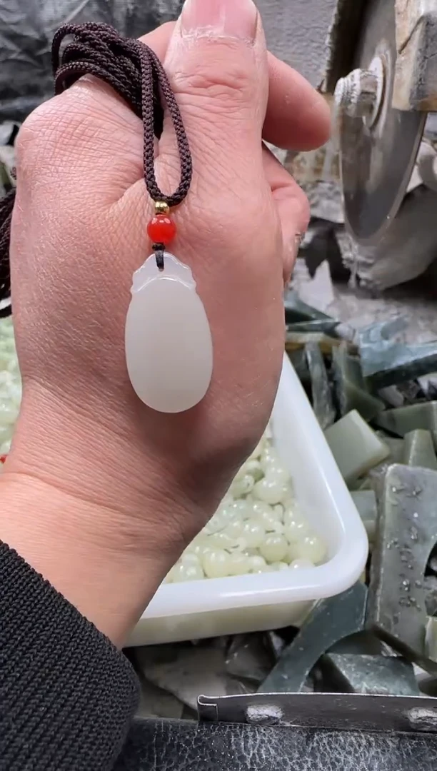 【闪购商品】和田玉颈饰未镶嵌吊坠