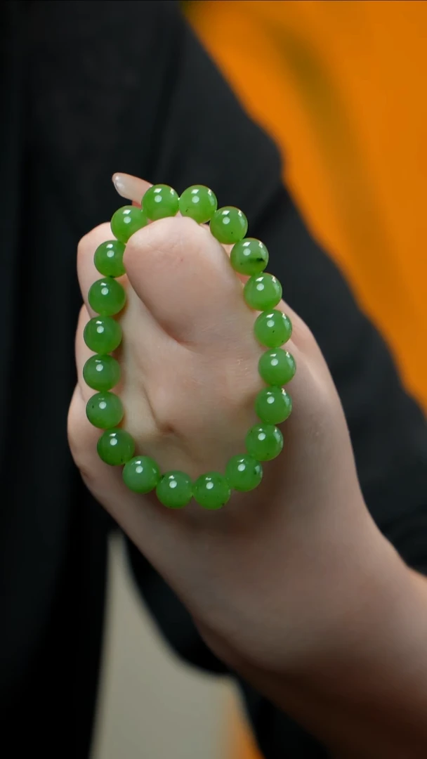 手链未镶嵌和田玉（碧玉）碧玉苹果绿手链 多样性发其一