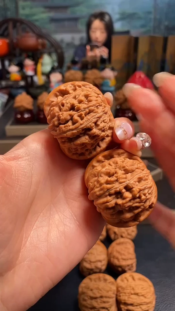 【闪购商品】文玩核桃吊坠K622四座楼46