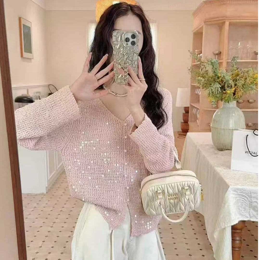 春季新款V领钉珠针织衫女2025春秋款纯色亮片显瘦针织衫百搭上衣