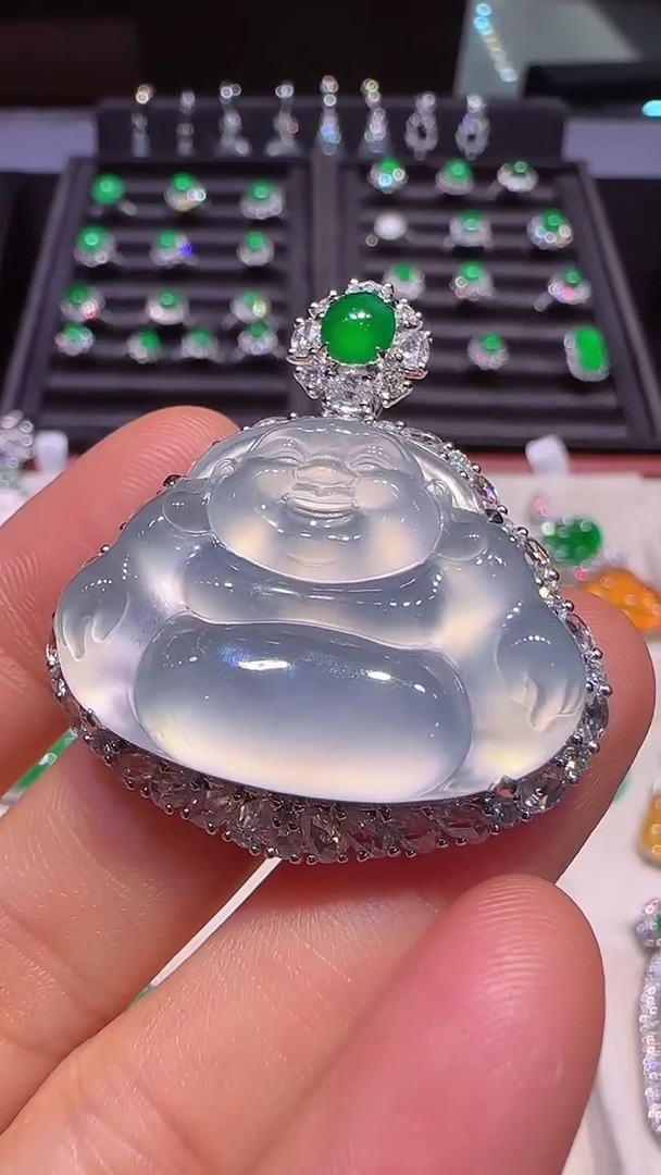 【闪购商品】翡翠颈饰18K金镶嵌佛公