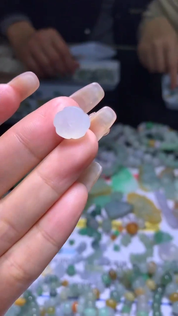 【闪购商品】定制翡翠未镶嵌MJX026045