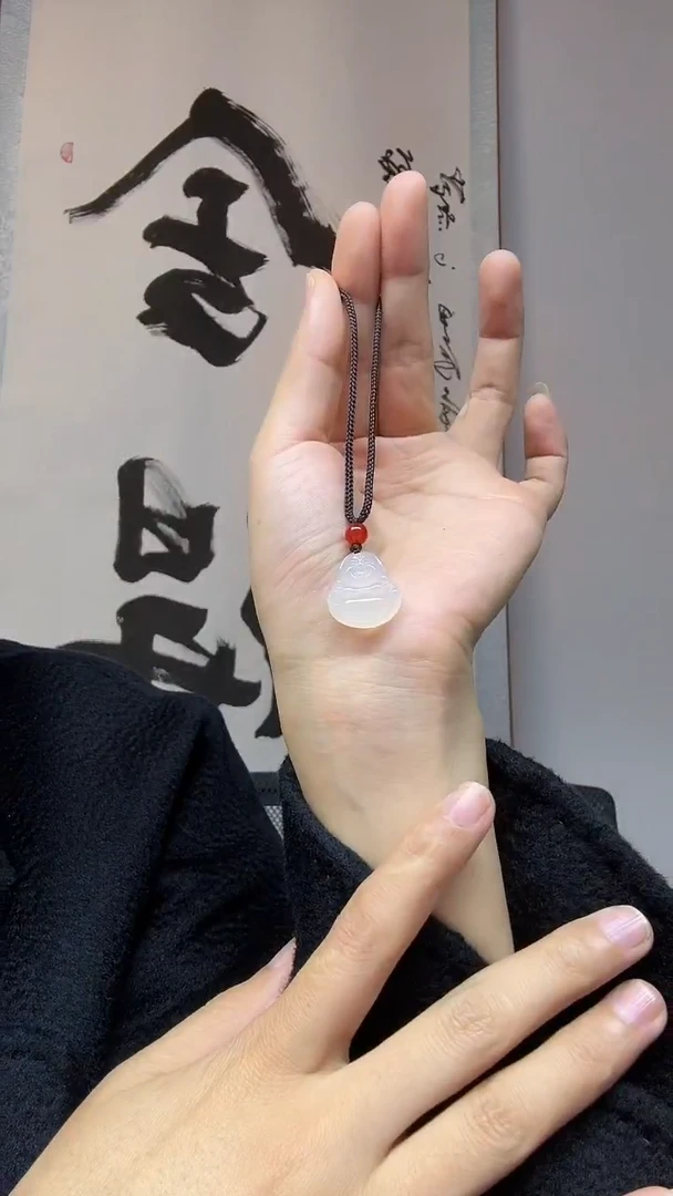 未镶嵌颈饰玛瑙/玉髓佛公