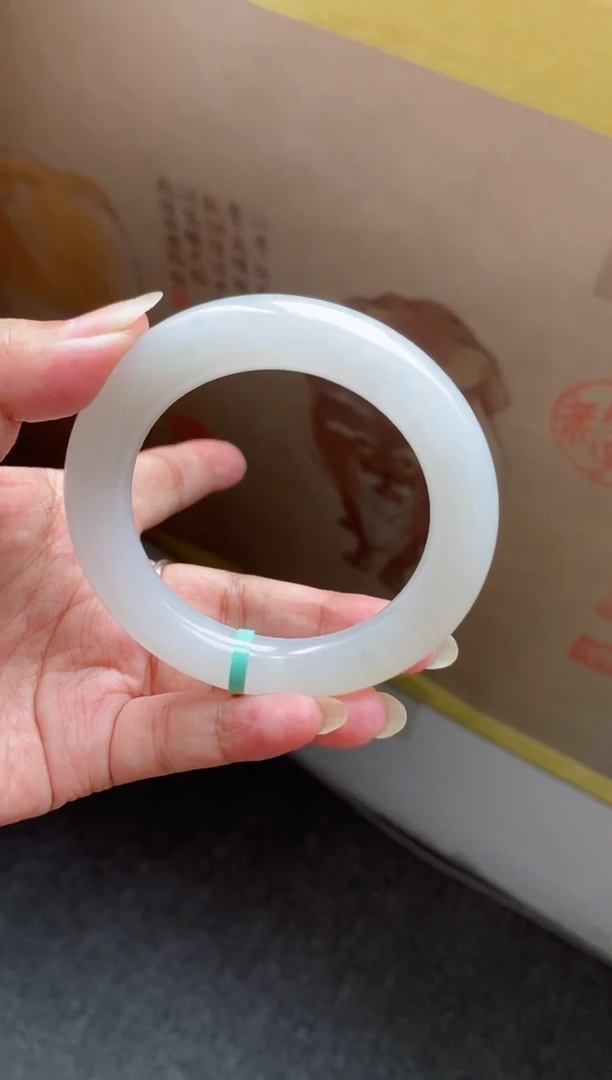 翡翠手镯未镶嵌（冰化胶胖圆白）14号