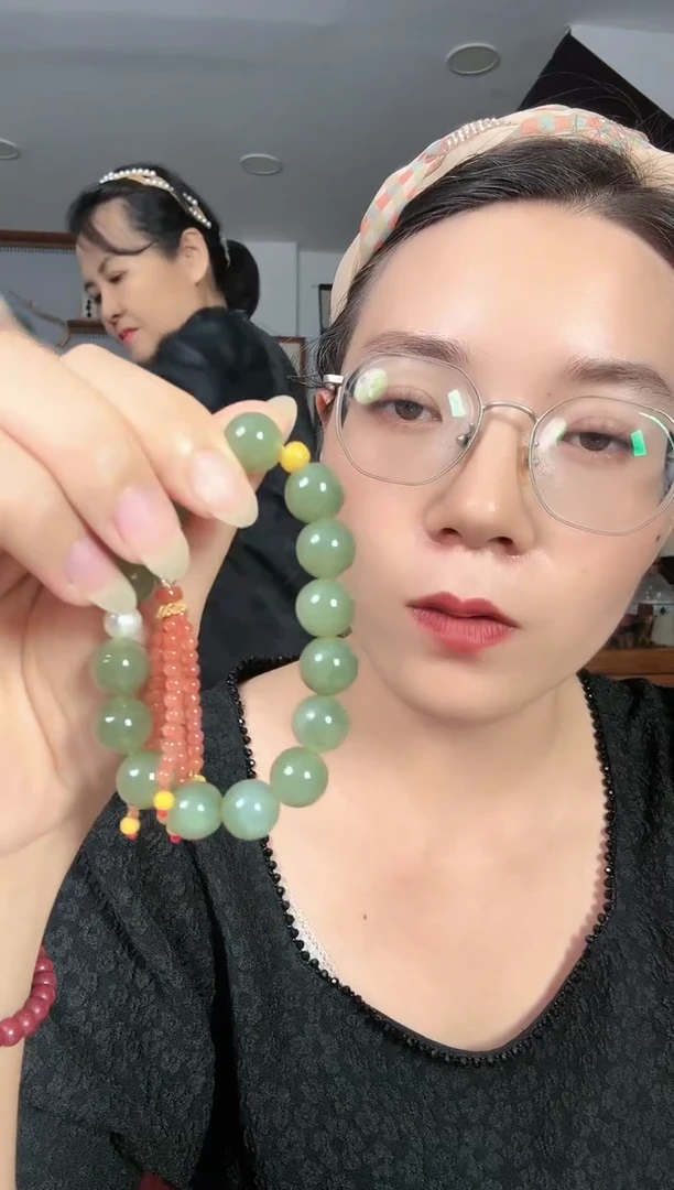 手链未镶嵌和田玉青水手串