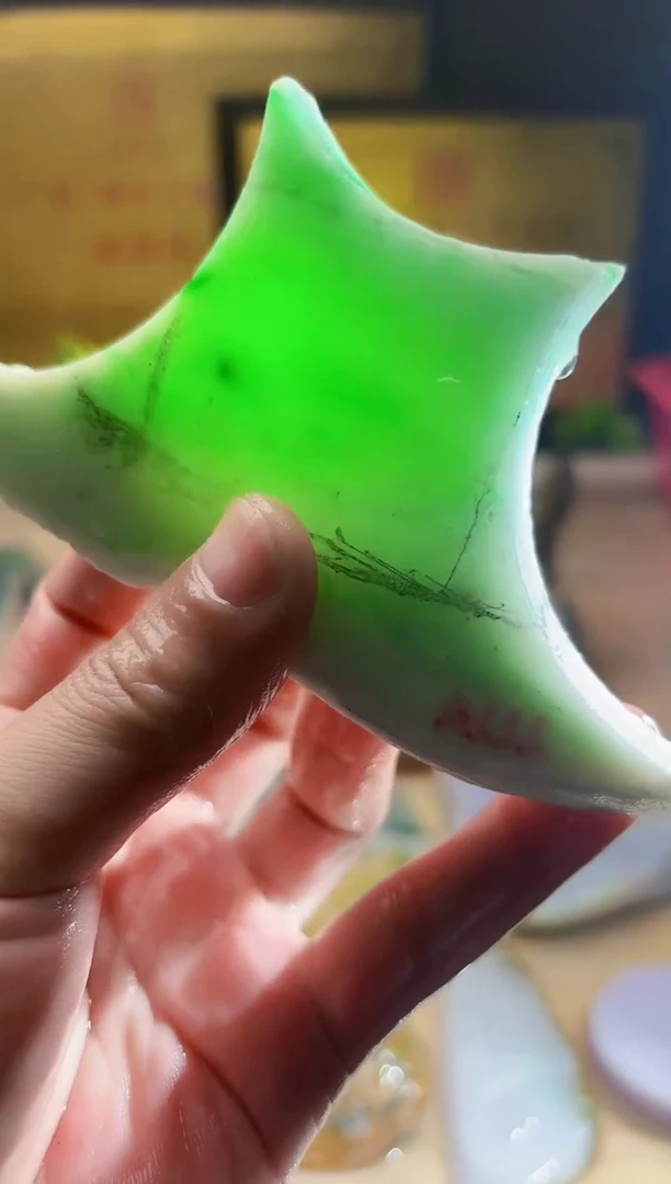 翡翠挂件未镶嵌A货张麦A523