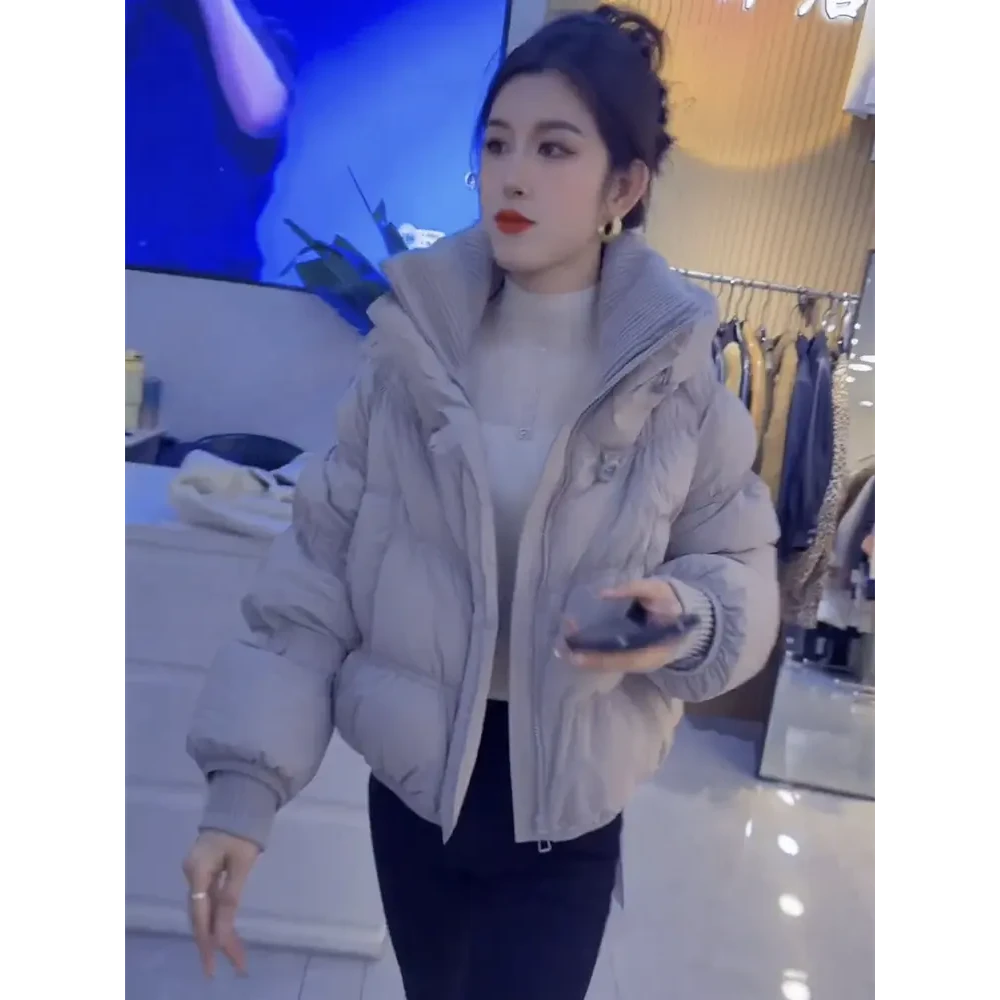 2025年冬季网红新款宽松连帽长袖时尚休闲简约百搭短款棉服外套女