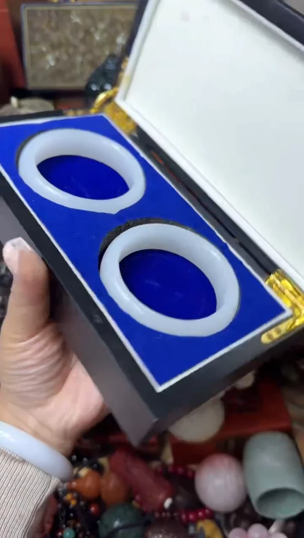 未镶嵌和田玉（白玉）把件主播推荐：一物一拍，讲解为准！