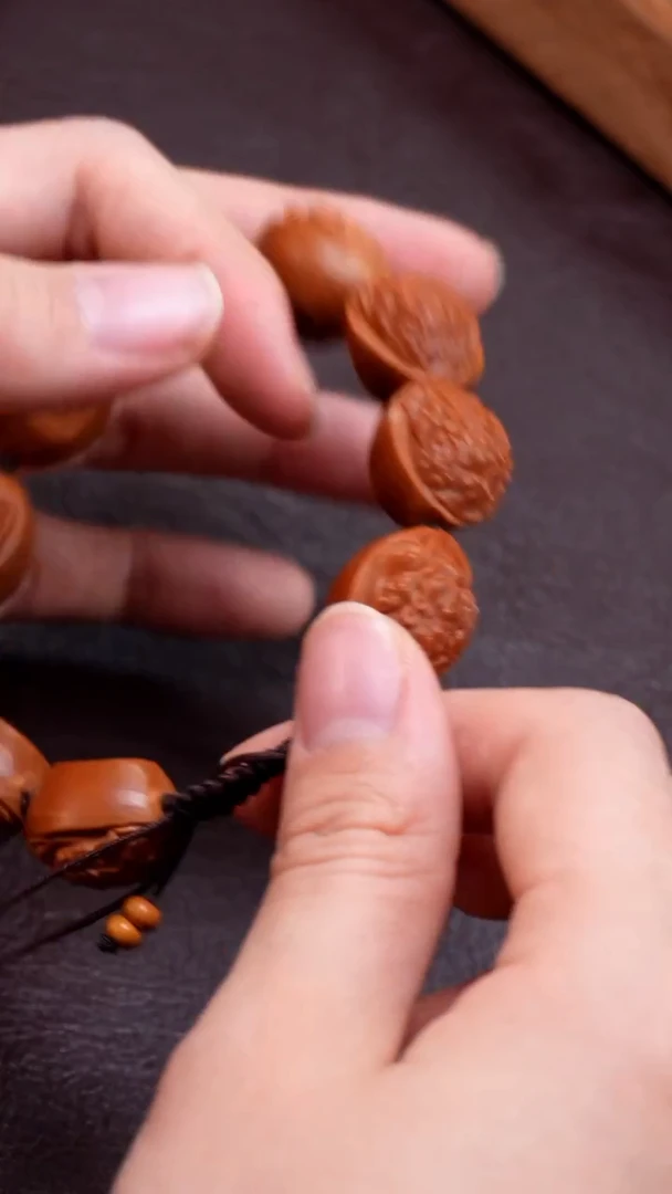 橄榄核手串/手链JKDJKSJKLSJD