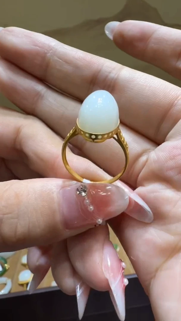 颈饰18K金镶嵌和田玉戒指备注圈口11-19