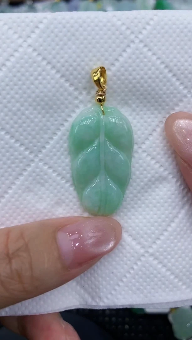翡翠合金颈饰111111111111