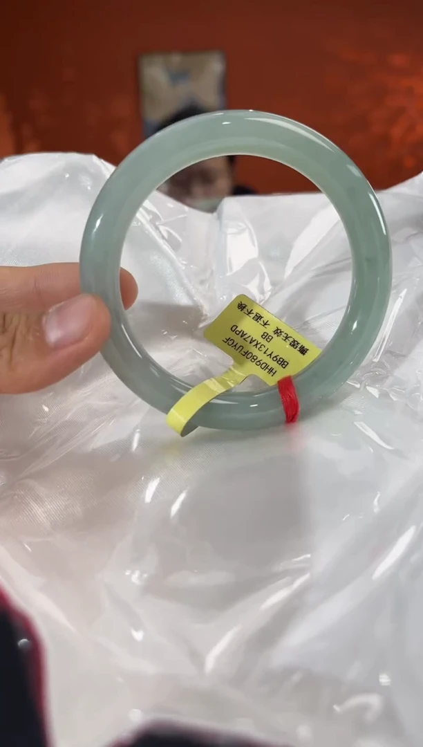 未镶嵌手镯翡翠7