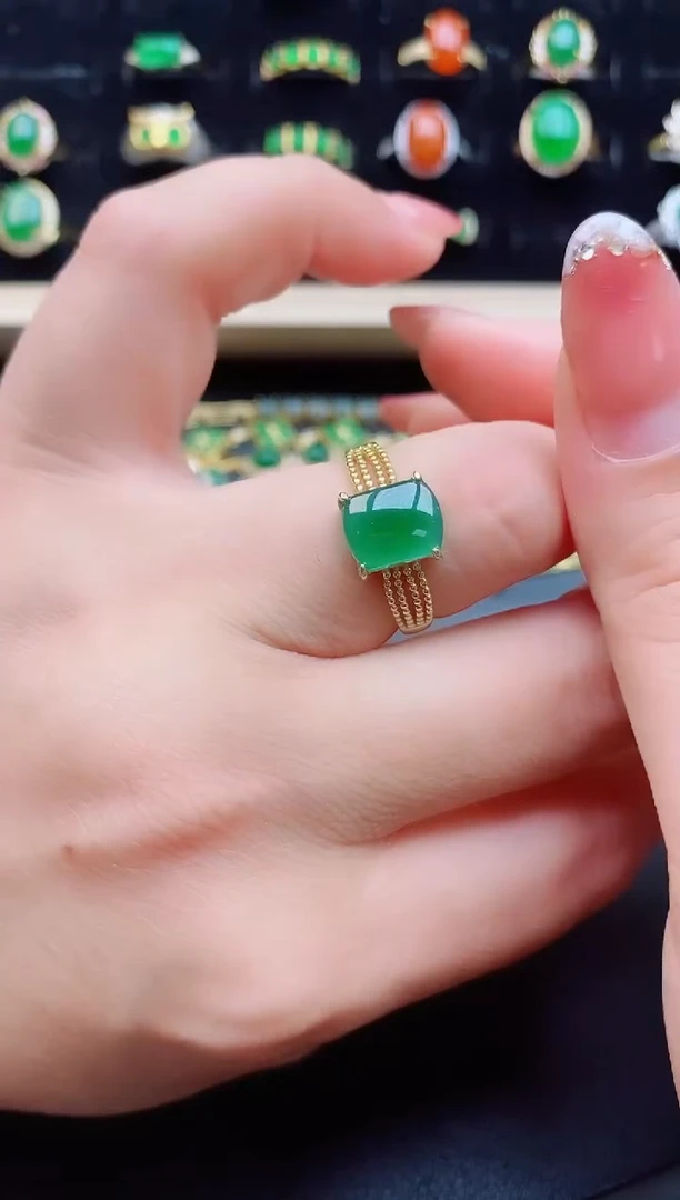 【闪购商品】翡翠戒指银S925镶嵌12112