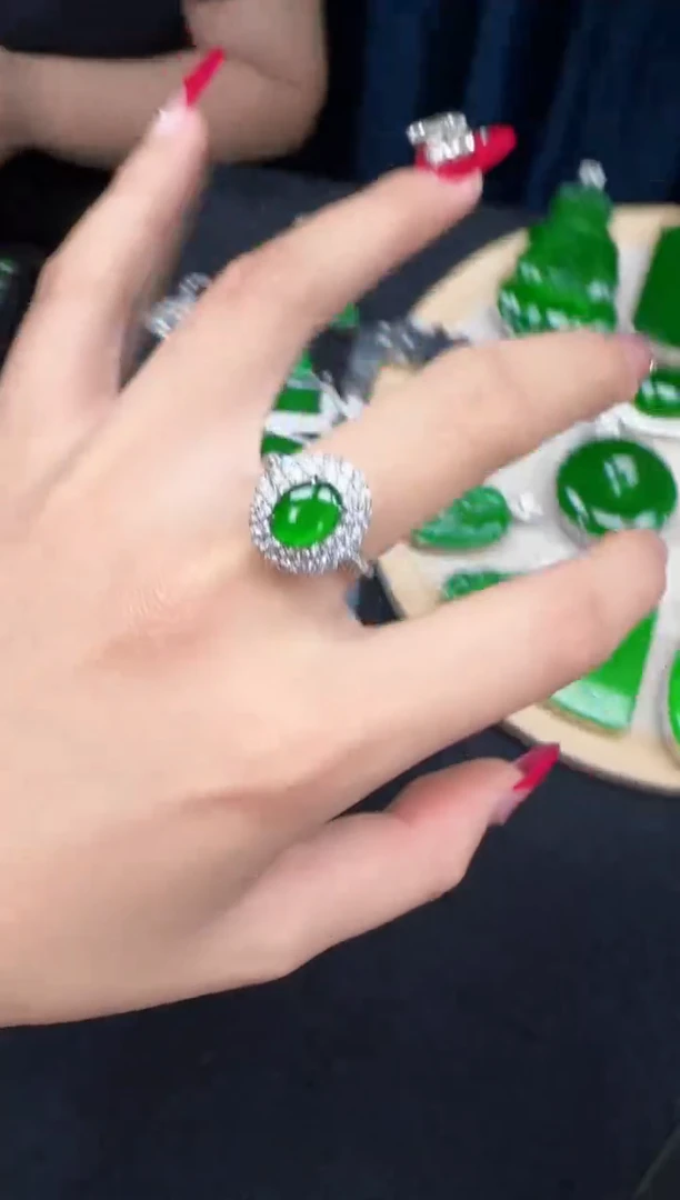 未镶嵌定制翡翠翡翠戒指94