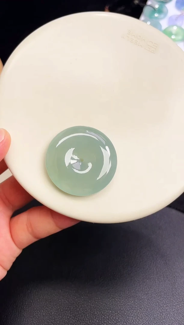 颈饰未镶嵌翡翠【25】33.3   6.4mm